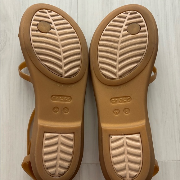 Crocs | Women's Sandals | Gold  | Criss Cross | - Picture 2 of 5
